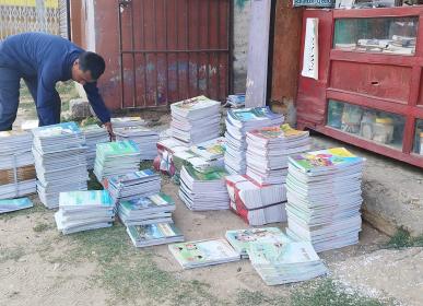 शैक्षिक सत्र अगावै सुदूरपश्चिमका चार पहाडी जिल्लामा पुग्यो पुस्तक