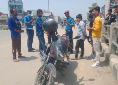 धनगढीमा  गाडीको ठक्करबाट दुई जना घाइते