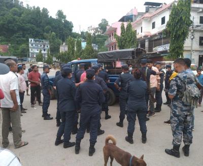 बाजुराको मार्तडी र कोल्टीमा १० जना बन्दकर्ता पक्राउ