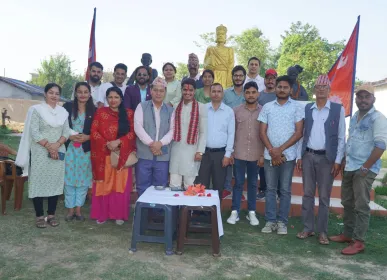 डेउडा प्रतिष्ठानको कल्याणकारी कोषको स्थापना,  चन्द र सापकोटाले दिए ५/५ हजार 