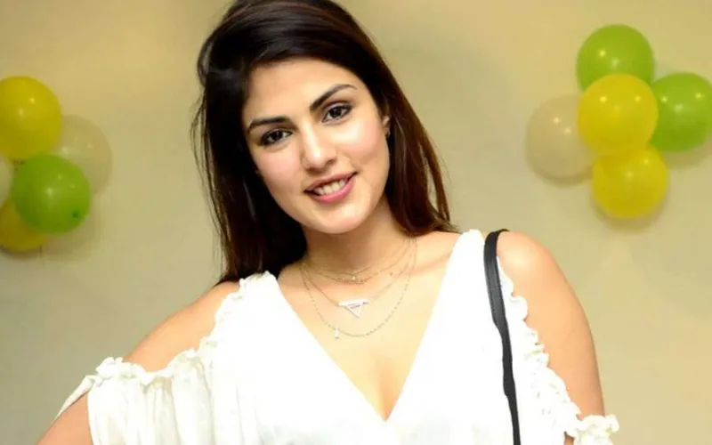 riya chakrabarti
