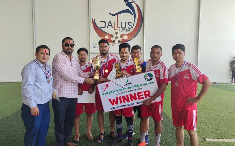 ‘निसर्ग हस्पिटल मिडिया कप’ फुटसल प्रतियोगिताको उपाधि एनएसजेएफ कैलालीलाई