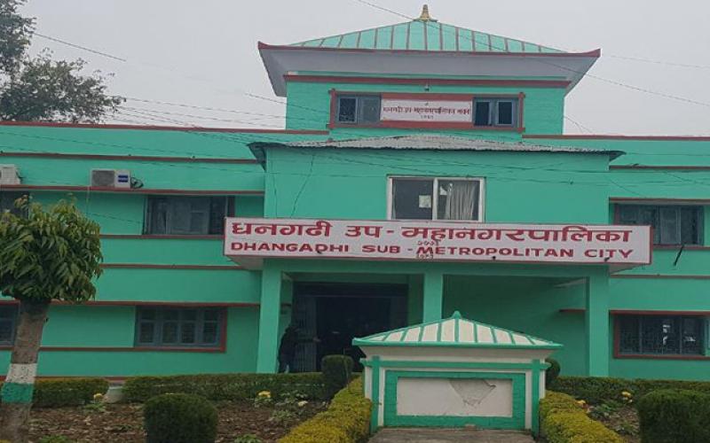 धनगढी मुख्य सडकका संरचना उप-महानगरले छठ लगत्तै भत्काउने