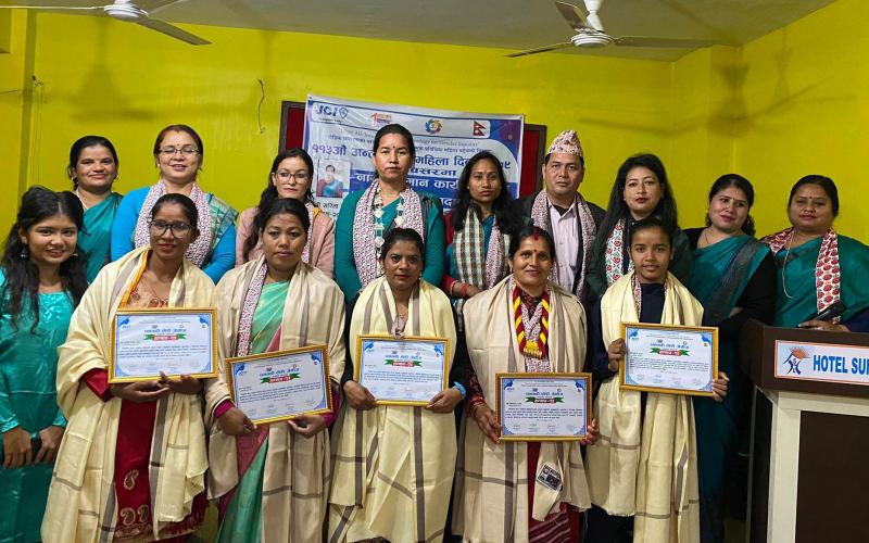 नारी दिवसमा धनगढी लेडि जेसिजद्वारा ६ जना नारी सम्मानित