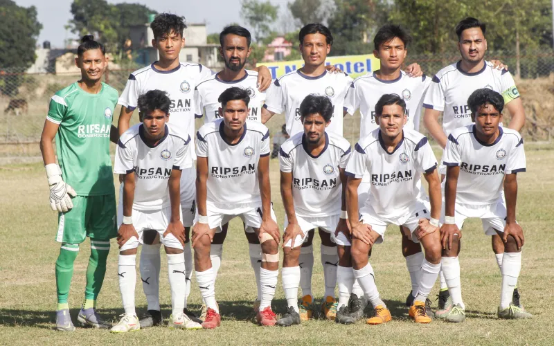 गौरीगङ्गा गोल्ड कप : नवलपरासी र बाजुरा भिड्दै, विजेता अन्तिम चारमा पुग्ने