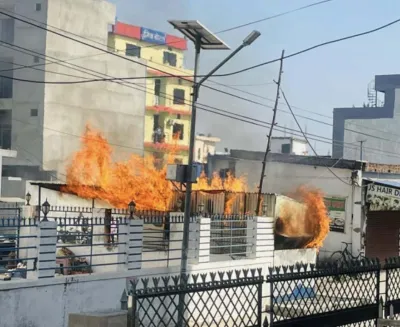 धनगढीमा एक नास्ता पसलमा आगलागी