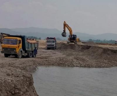 कैलालीका ११ वटा स्थानीय तहले नदीजन्य पदार्थ उत्खनन् तथा संकलनमा लगाए रोक